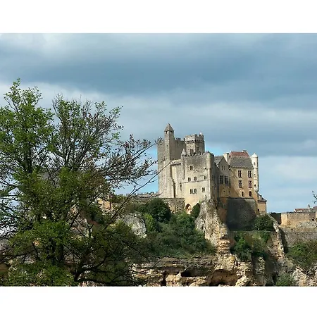 Holiday home Au Coeur De Beynac, Maison Authentique Avec Vue Magique Sur La Riviere Beynac-et-Cazenac
